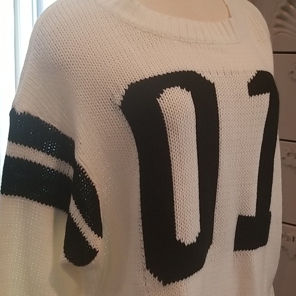 POL varsity sweater - Picture 3 of 11